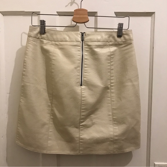 Costes vegan leather skirt - Picture 2 of 5